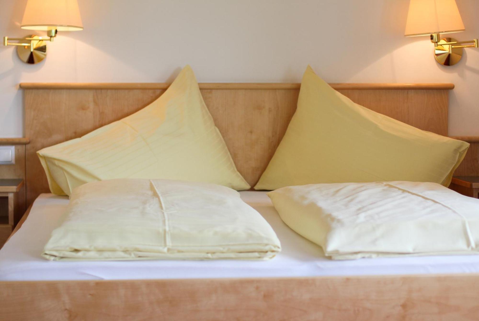 Hotel Garni Sonnblick Bad Kleinkirchheim Habitación foto