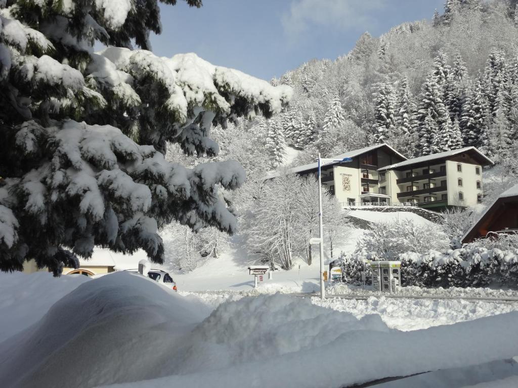 Hotel Garni Sonnblick Bad Kleinkirchheim Exterior foto